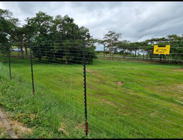 10,000M² VACANT LAND TO LET IN ROCKY DRIFT